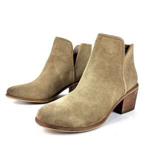 BP Ankle Booties Beige Suede Block Heels Casual Pull On Almond Size 7M